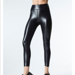 Carbon38 Takara 7/8 Legging